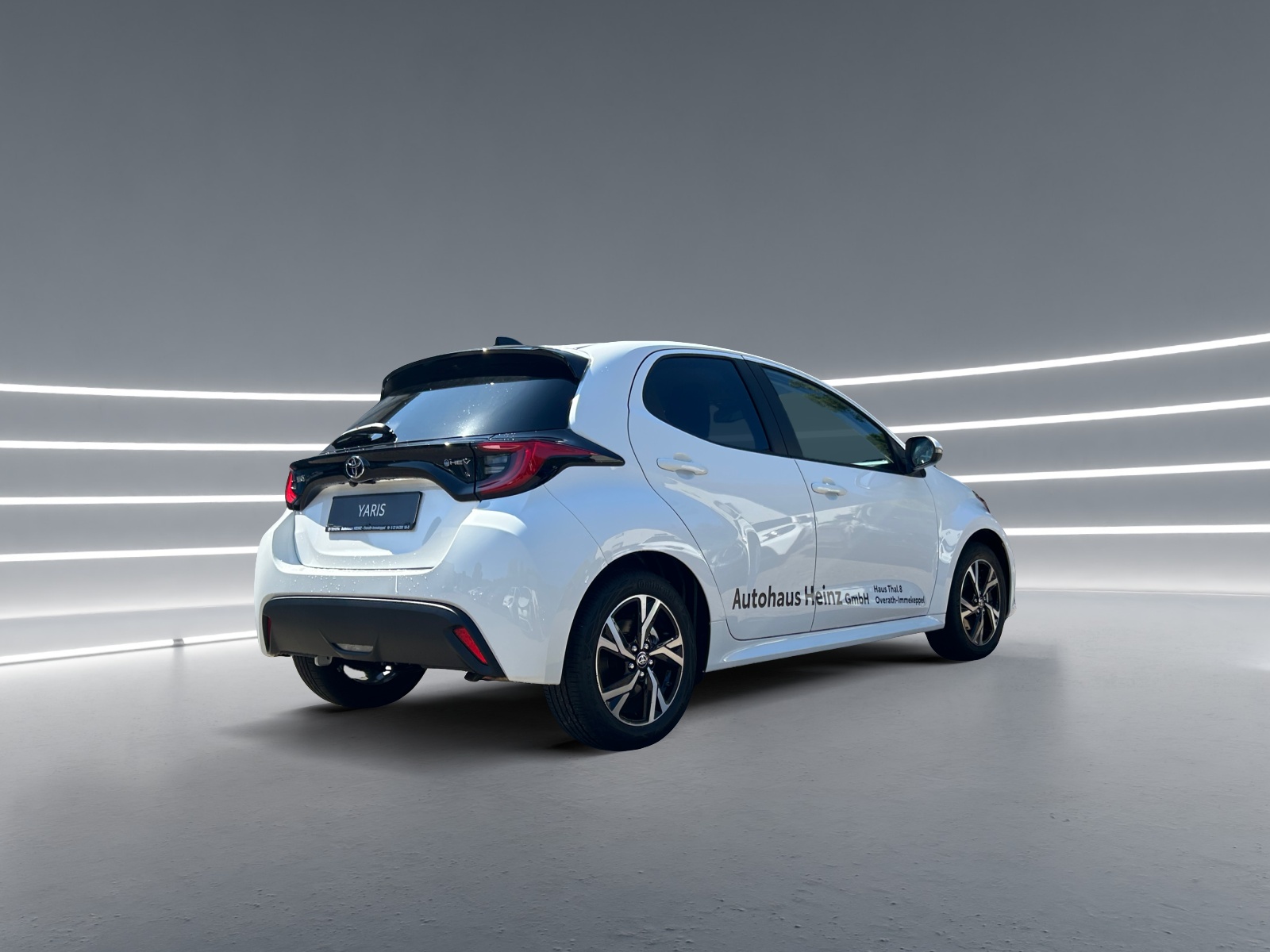 Foto 1 - Yaris 1.5 Hybrid Teamplayer ACC AUT, schneeweiß